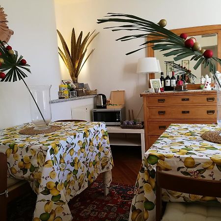 Antico Glicine B&B Maslianico Eksteriør billede